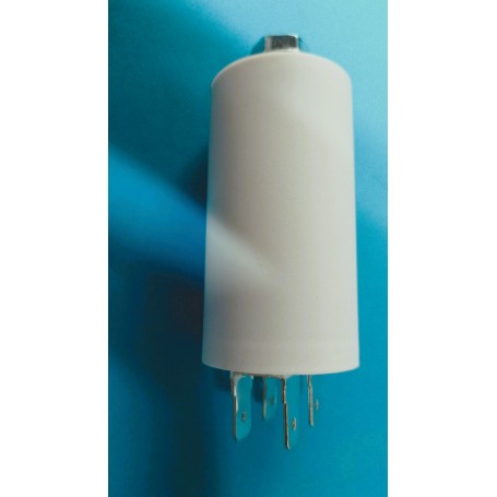 CONDENSADOR 4 UF 450V
